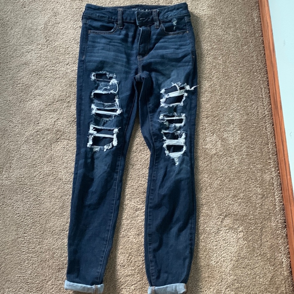 american eagle barely worn ripped jeans!!!